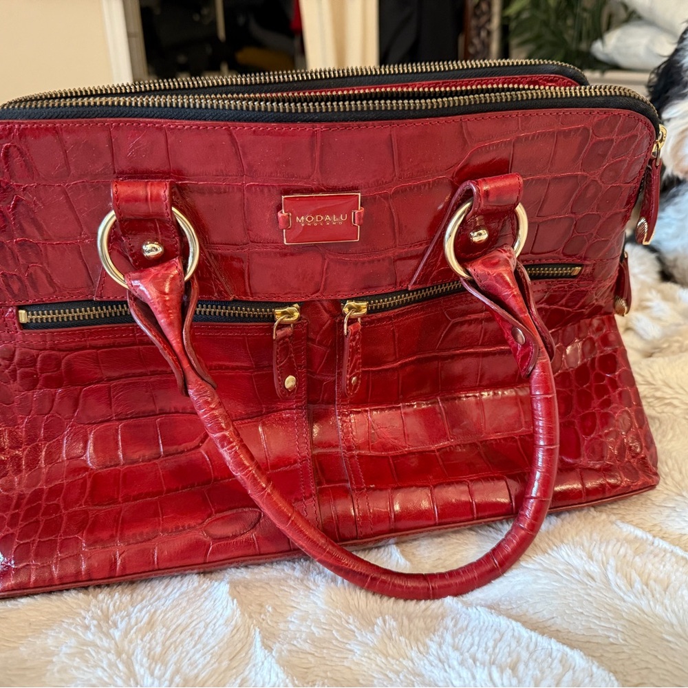Modal Luxurious Red Croc-Patterned Satchel - Pippa Purse